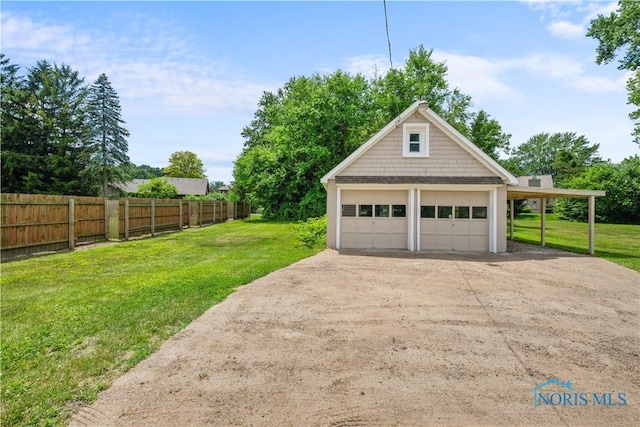 2825 N Mccord Rd, Toledo, OH 43615 - view of detached garage