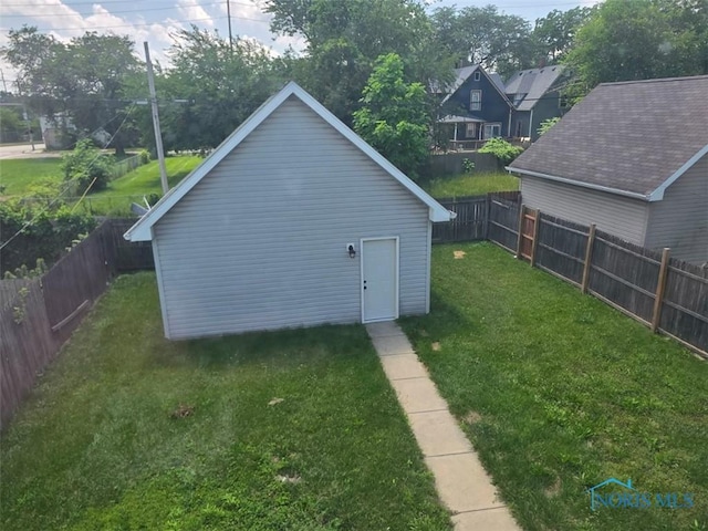 1311 Fitchland Ave, Toledo, OH 43606 - view of outbuilding featuring a fenced backyard