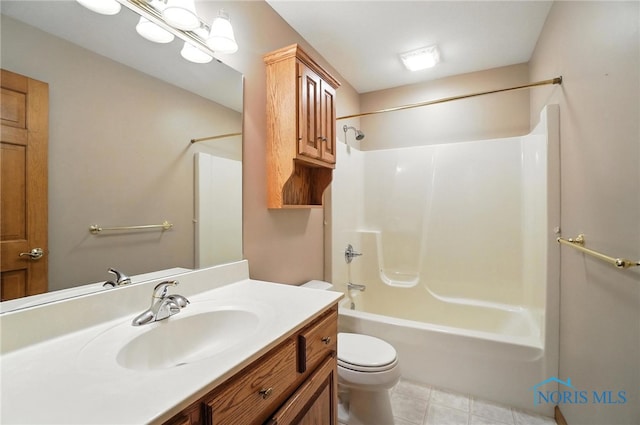 8076 Trent Lock Dr, Waterville, OH 43566 - bathroom featuring vanity and washtub / shower combination