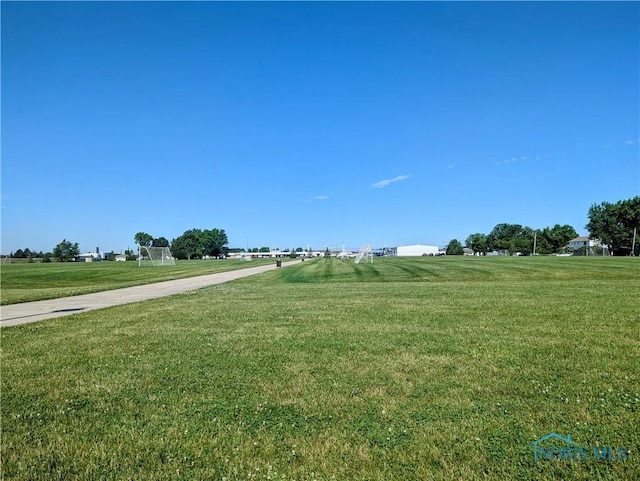 209 Hawthorn Dr, Archbold, OH 43502 - view of property's community featuring an area for soccer