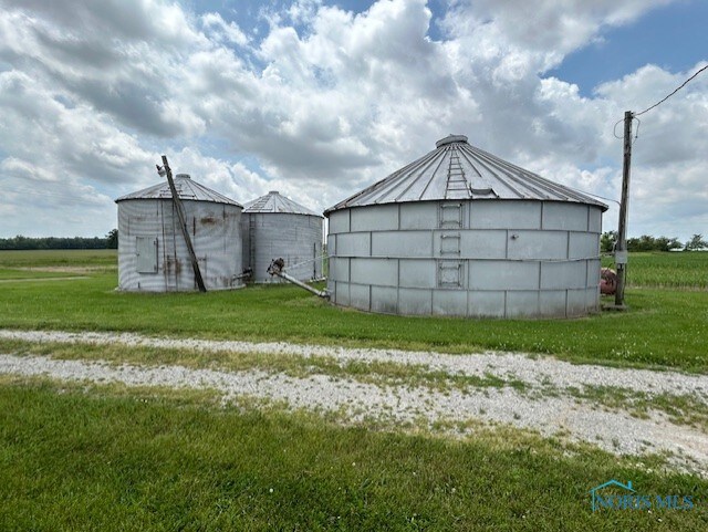 18375 County Road R, Alvordton, OH 43501 - view of outdoor structure