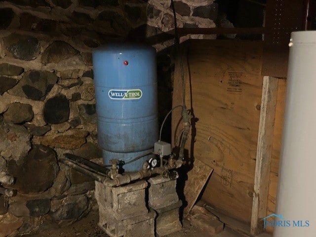 18375 County Road R, Alvordton, OH 43501 - utilities featuring gas water heater
