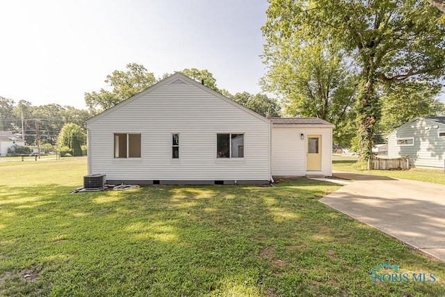 6956 Springfield Dr, Holland, OH 43528 - photo 32