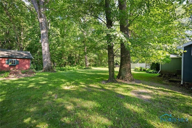 639 S Main St, Swanton, OH 43558 - view of grassy yard