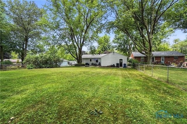923 Pearl St, Bowling Green, OH 43402 - photo 33
