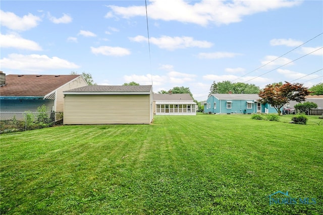 1247 Hugo St, Maumee, OH 43537 - view of yard
