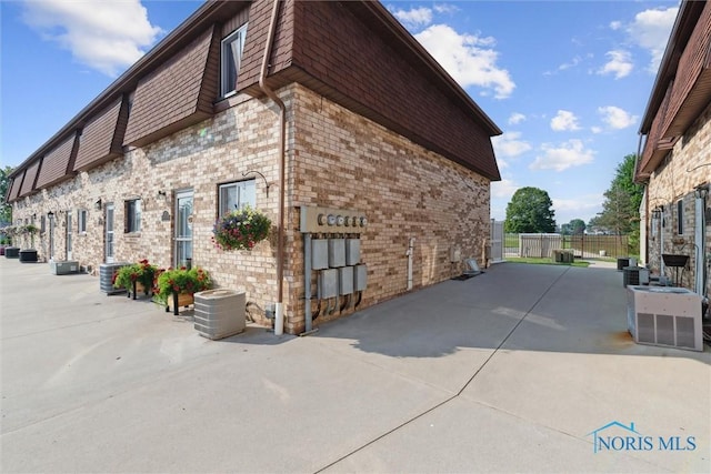 728 Fairway Dr Unit 11, Wauseon, OH 43567 - photo 3