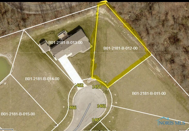 1458 Lee Ann Ave, Defiance, OH 43512 - photo 1