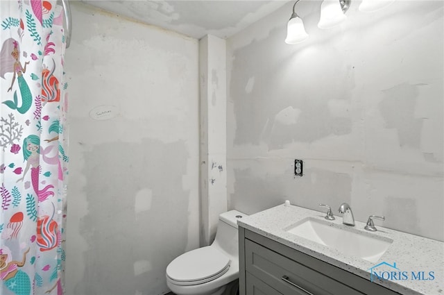 709 W Jackson St, Paulding, OH 45879 - bathroom featuring vanity and a shower with shower curtain