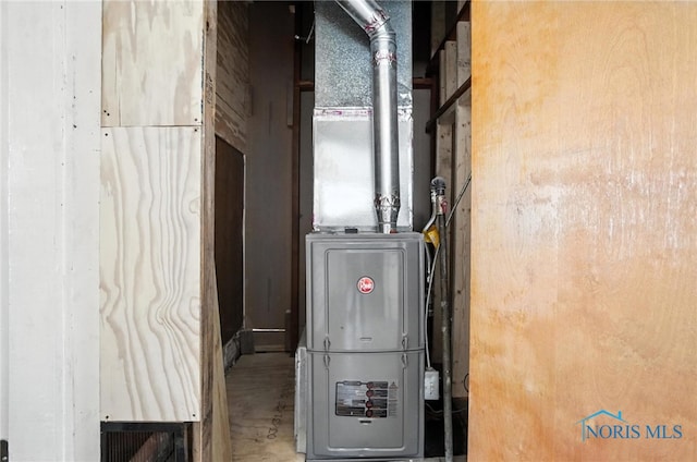 709 W Jackson St, Paulding, OH 45879 - view of utility room
