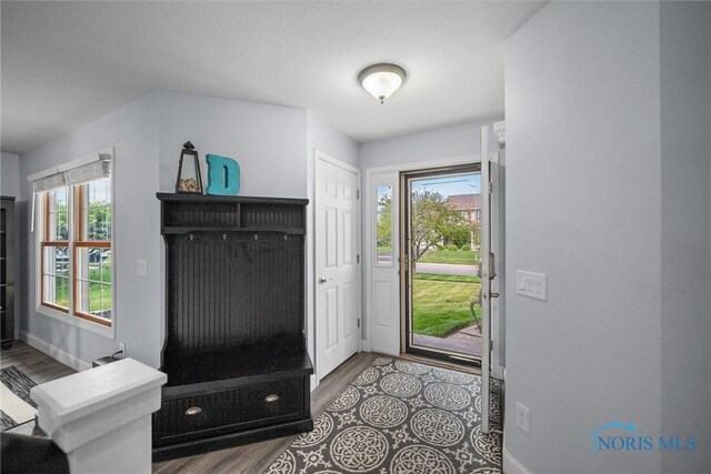 25128 Belmont Ct, Perrysburg, OH 43551 - photo 4