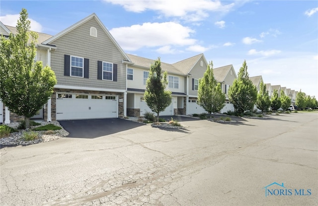 4733 Lakeside Dr, Maumee, OH 43537 - photo 1