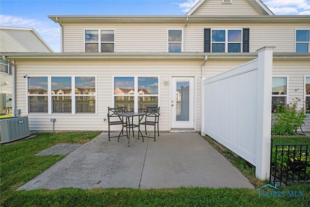 4665 Lakeside Dr, Maumee, OH 43537 - photo 27