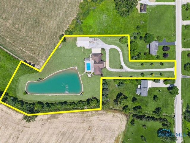586 N State Route 587, Fostoria, OH 44830 - aerial view of sparsely populated area with property boundaries highlighted