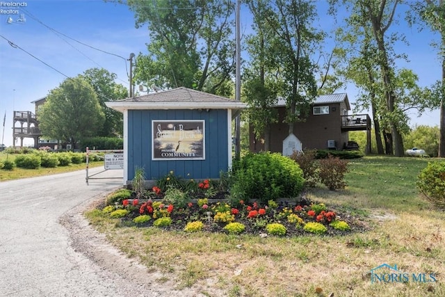 8411 W Division St, Oak Harbor, OH 43449