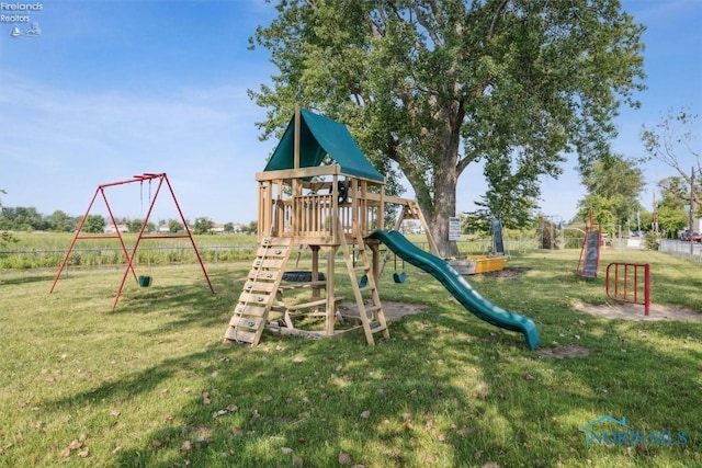 8411 W Division St, Oak Harbor, OH 43449