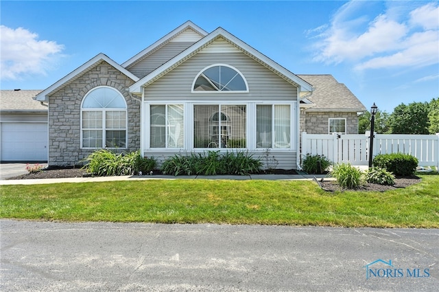 6108 Quarrys Edge Ln, Sylvania, OH 43560 - photo 1