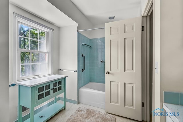 5941 Indian Trl, Sylvania, OH 43560 - bathroom with bathing tub / shower combination and baseboards
