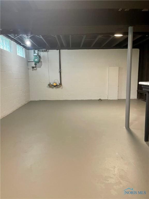 4846 Amesbury Rd, Toledo, OH 43612 - below grade area with gas meter
