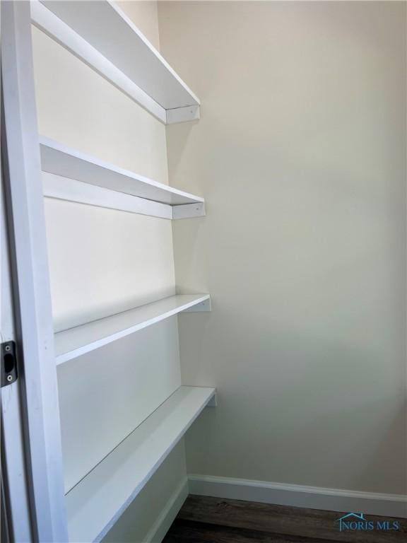 4846 Amesbury Rd, Toledo, OH 43612 - view of pantry