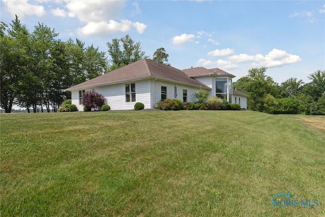 720 Fostoria Rd, Northwood, OH 43619 - photo 3