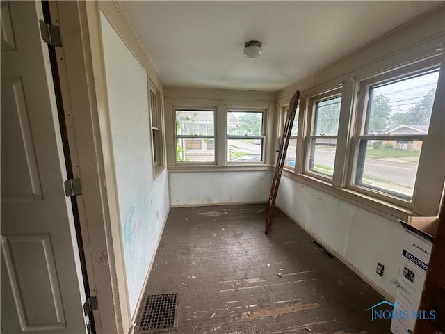 1749 Berdan Ave, Toledo, OH 43613 - view of unfurnished sunroom