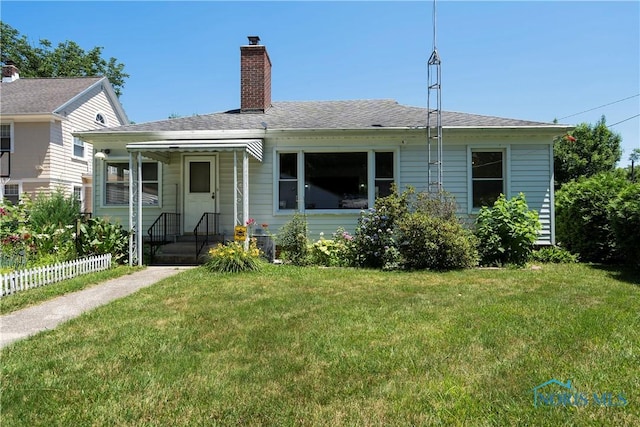 3328 Island Ave, Toledo, OH 43614 - bungalow featuring a chimney