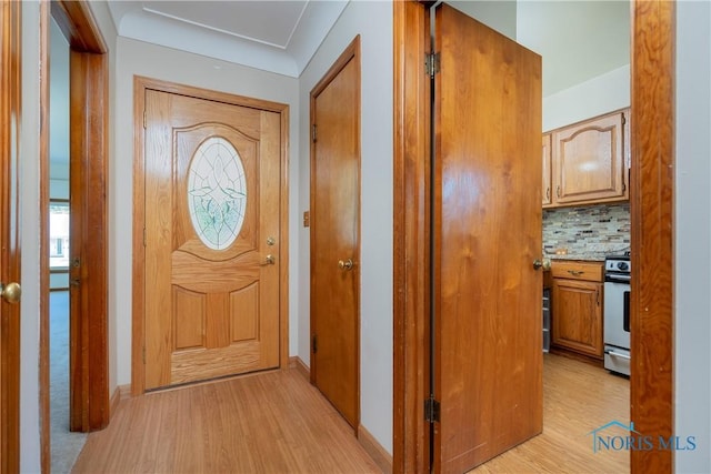 3328 Island Ave, Toledo, OH 43614 - foyer entrance featuring light wood-type flooring