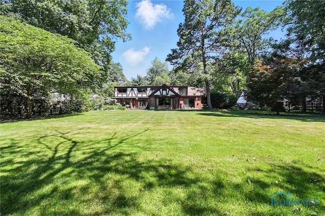 4567 Torquay Ave, Toledo, OH 43615 - view of green lawn