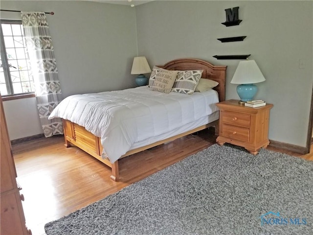 3704 Brookside Rd, Ottawa Hills, OH 43606 - bedroom featuring light wood finished floors and baseboards
