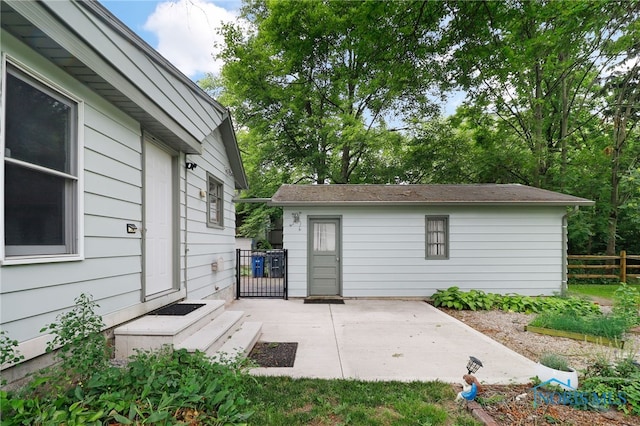 545 Wallace Ave, Bowling Green, OH 43402 - view of patio