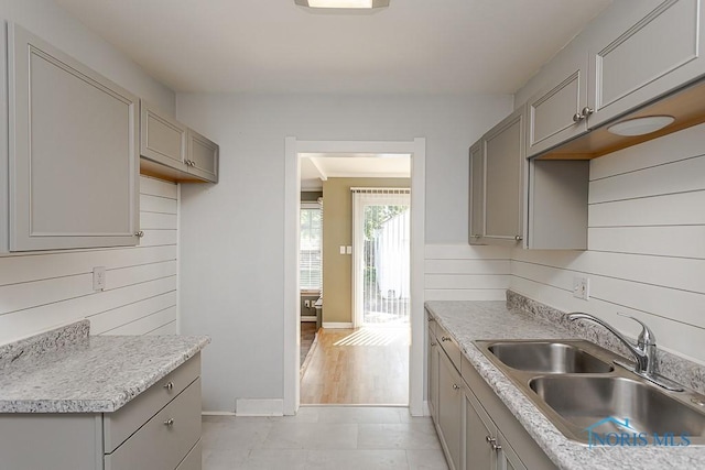 4334 Commonwealth Ave, Toledo, OH 43612 - kitchen featuring gray cabinets and light countertops