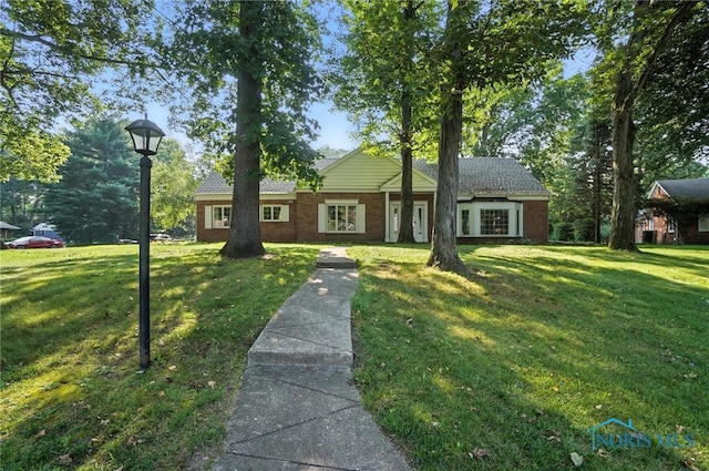 3228 Shakespeare Ln, Toledo, OH 43615 - photo 1