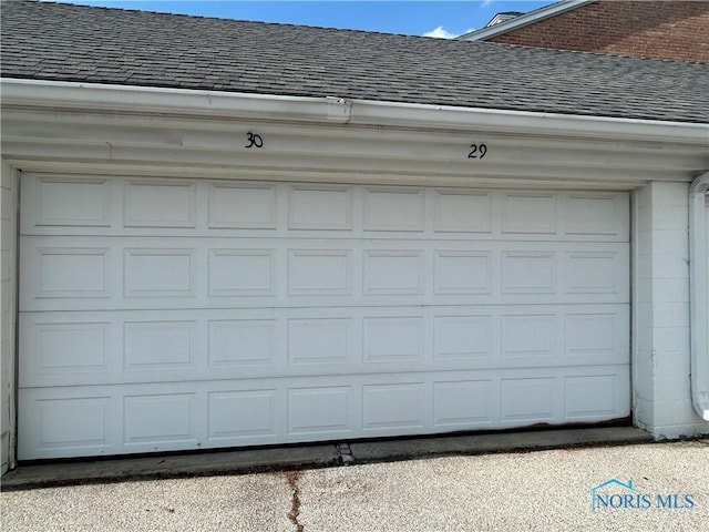 4243 W Bancroft St Unit 202W, Ottawa Hills, OH 43615 - view of garage