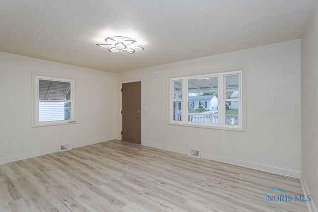 5062 Ford Ave, Toledo, OH 43612 - photo 5