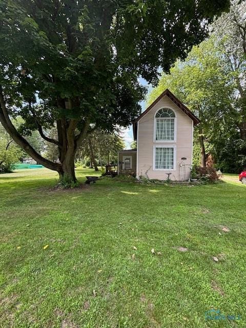 230 S Munson Rd, Swanton, OH 43558 - view of grassy yard