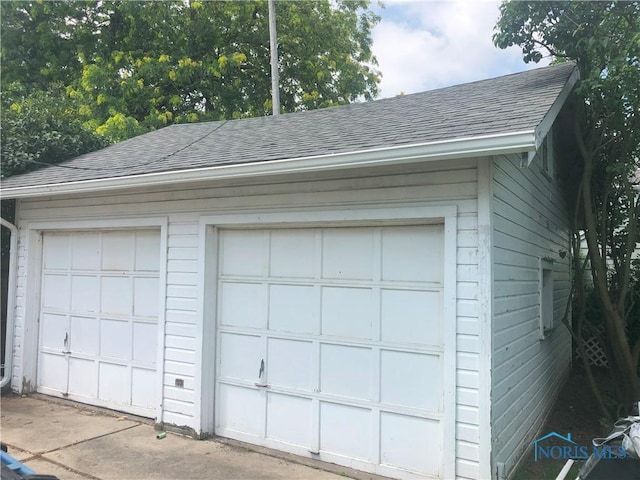 4815 298th St, Toledo, OH 43611 - view of detached garage