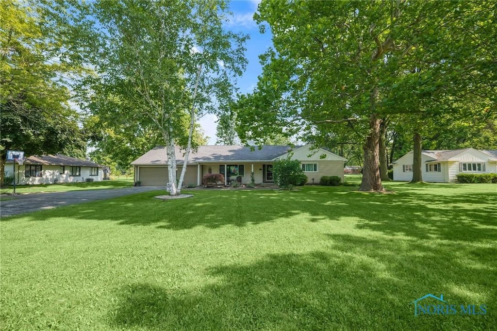 600 Bittersweet Dr, Findlay, OH 45840 - photo 1
