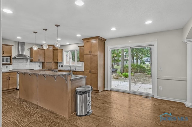 2374 Saint James Woods Blvd, Toledo, OH 43617 - photo 8