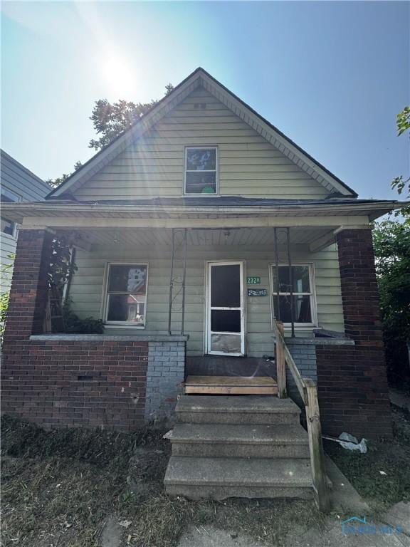 2320 Valentine St, Toledo, OH 43605 - photo 1