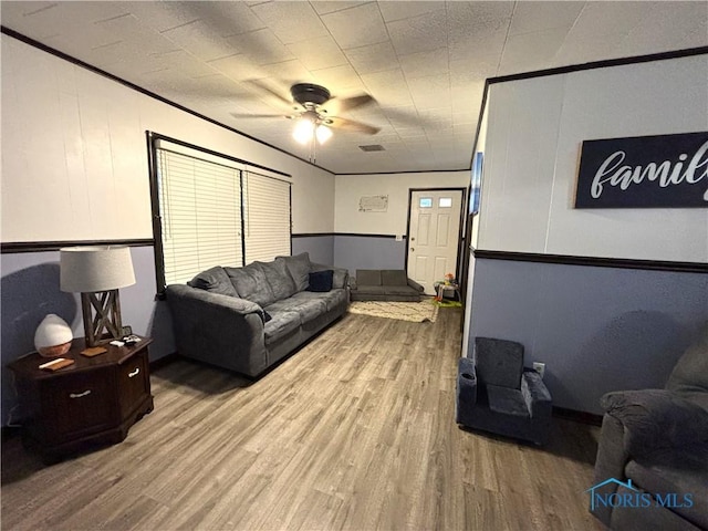 214 Raymond St, Walbridge, OH 43465 - photo 19