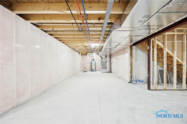 2700 Cross Ridge Way, Perrysburg, OH 43551 - unfinished basement with heating unit