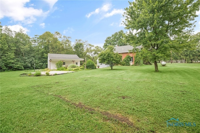 21010 Lemoyne Rd, Luckey, OH 43443 - view of grassy yard