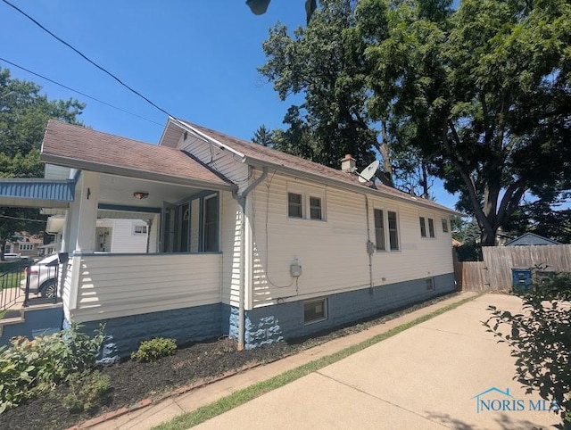 2552 Pershing Dr, Toledo, OH 43613 - photo 2