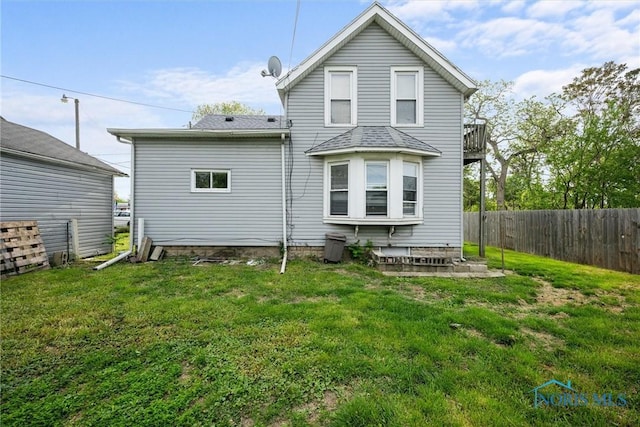5520 N Summit St, Toledo, OH 43611 - rear view of house featuring a balcony