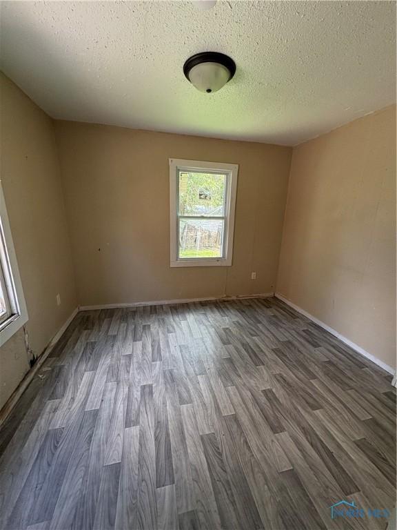 629 Clark St, Toledo, OH 43605 - photo 33