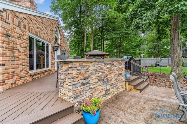 618 Sutton Pl, Findlay, OH 45840 - wooden deck with a gazebo