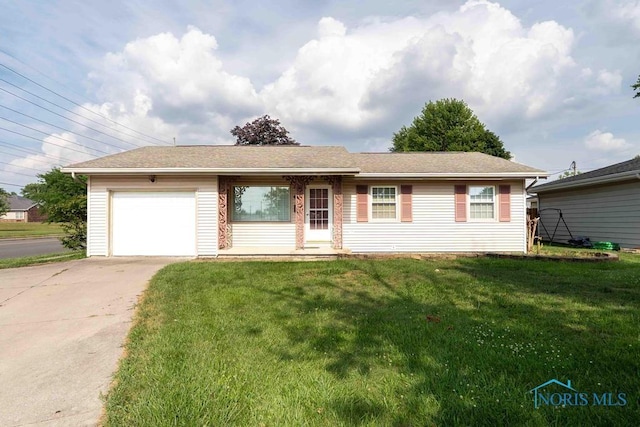 2731 Greenacre Dr, Findlay, OH 45840 - photo 1
