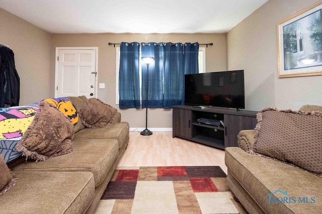 2731 Greenacre Dr, Findlay, OH 45840 - photo 3