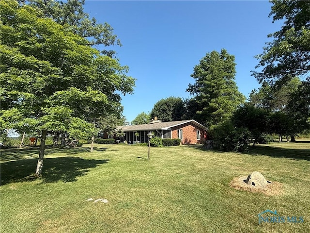 19445 Powers Rd, Defiance, OH 43512 - view of grassy yard
